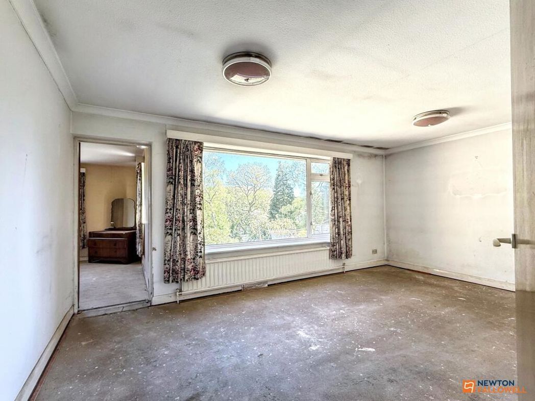 Property image 14 of 22