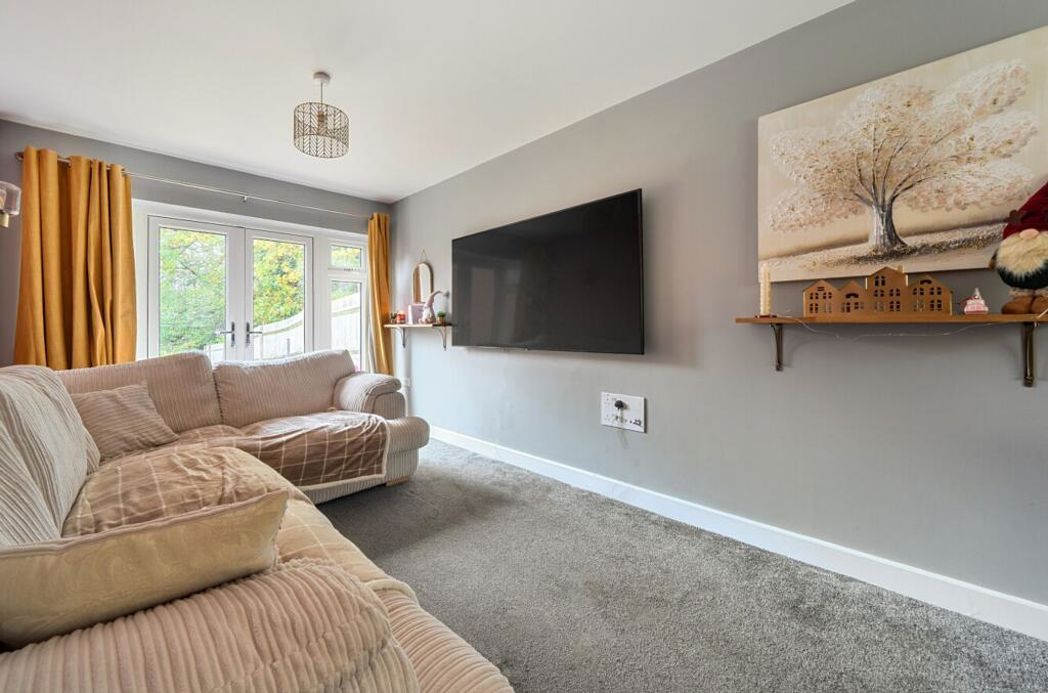 Property image 2 of 17