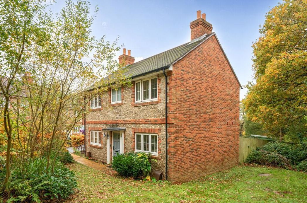 Property image 5 of 17