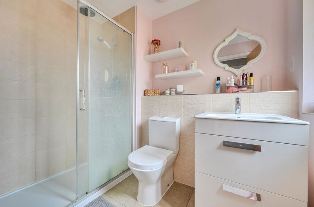 Property image 12 of 17