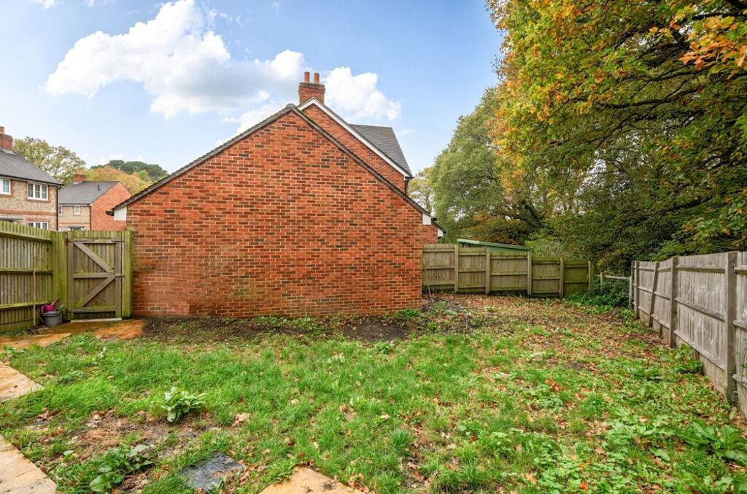 Property image 16 of 17