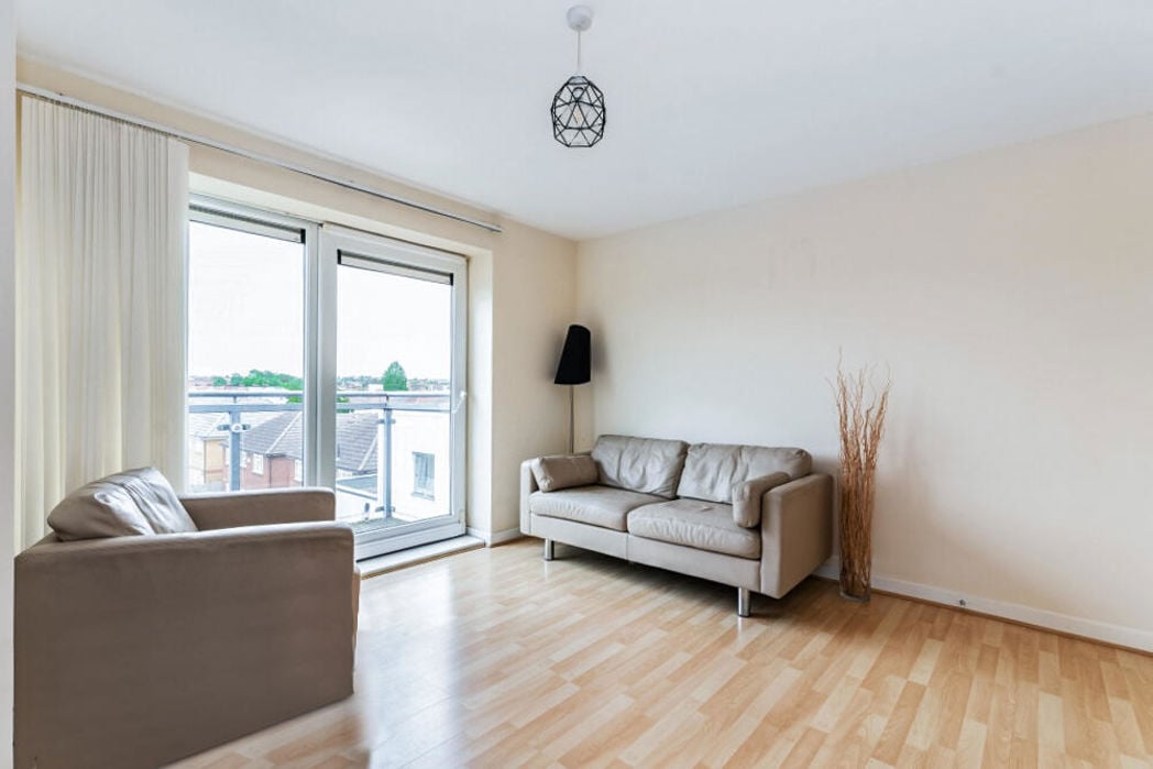 Property image 3 of 8