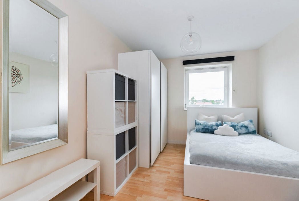 Property image 5 of 8