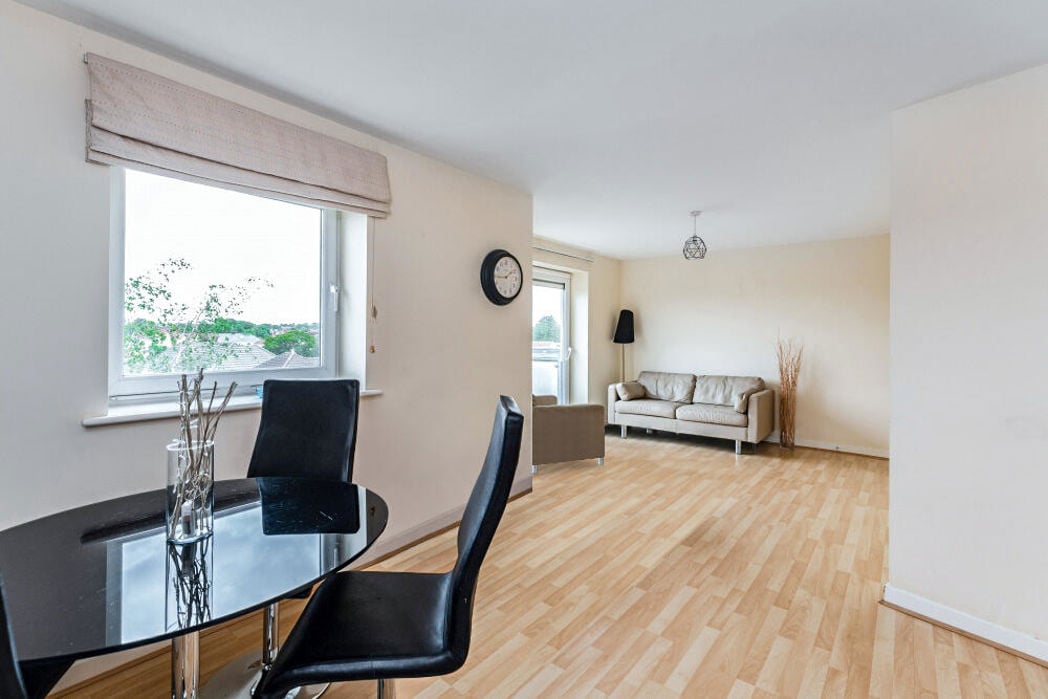 Property image 7 of 8