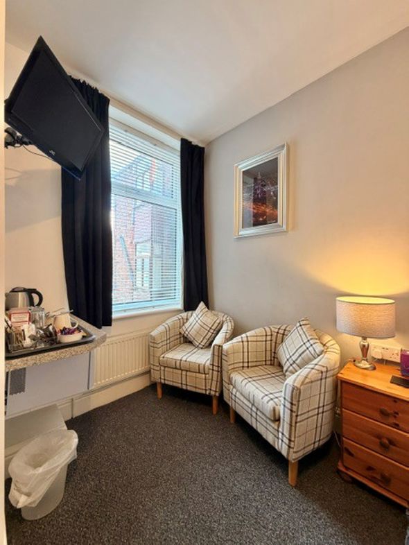 Property image 10 of 39