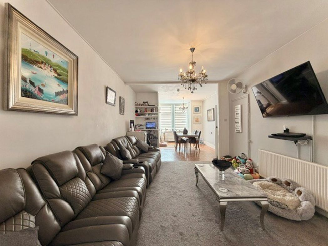 Property image 12 of 39