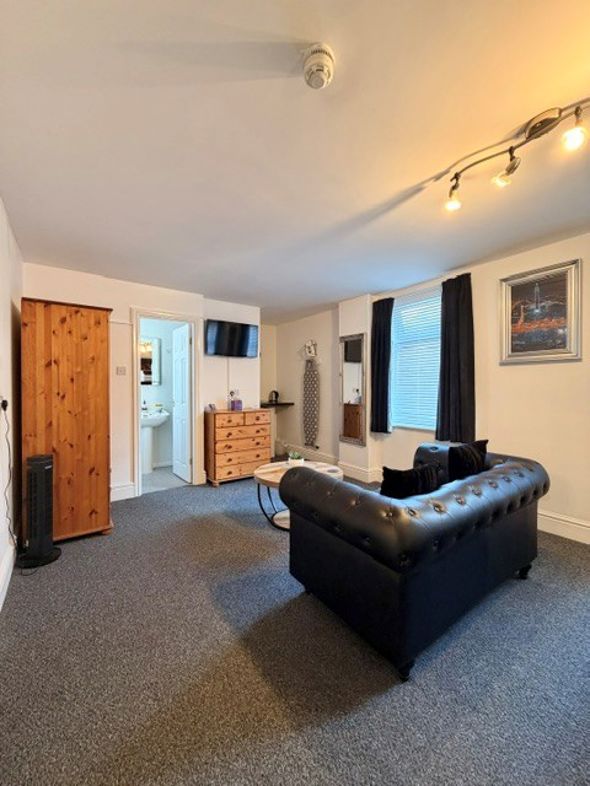 Property image 34 of 39