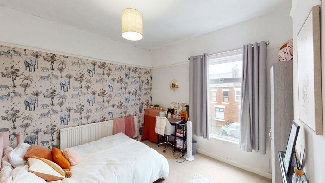 Property image 10 of 15
