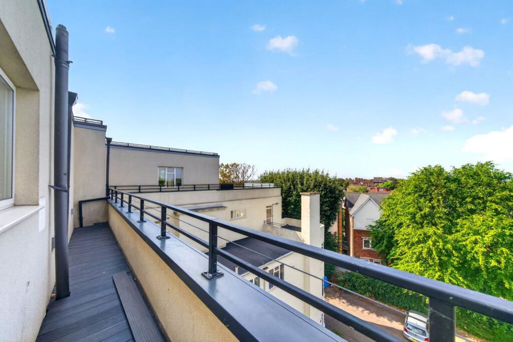 Property image 5 of 16