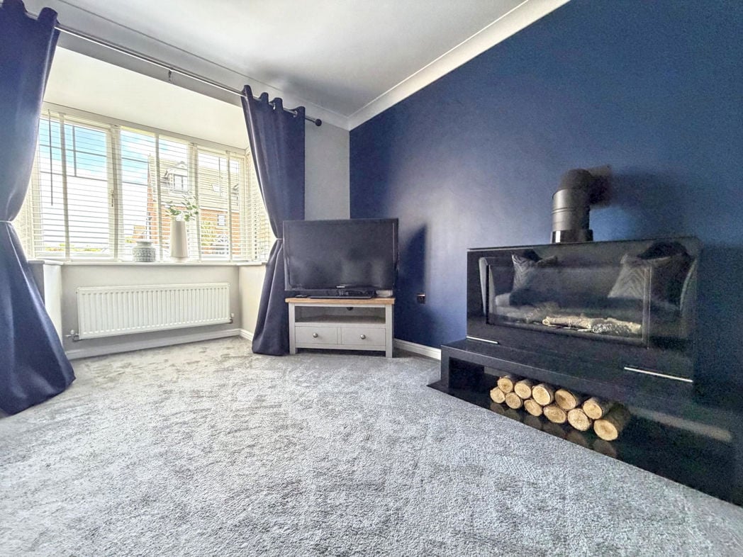 Property image 7 of 38