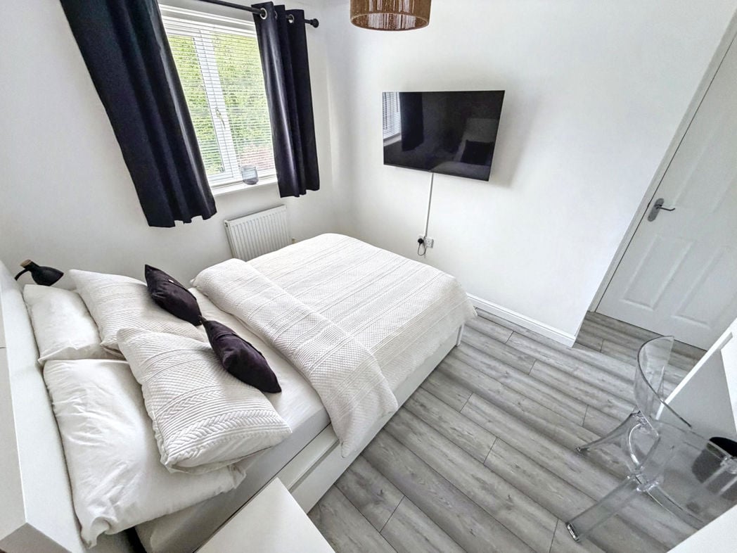 Property image 21 of 38