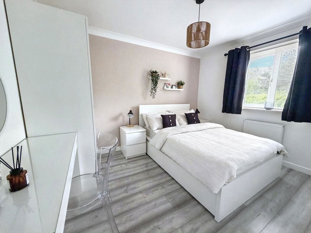 Property image 22 of 38