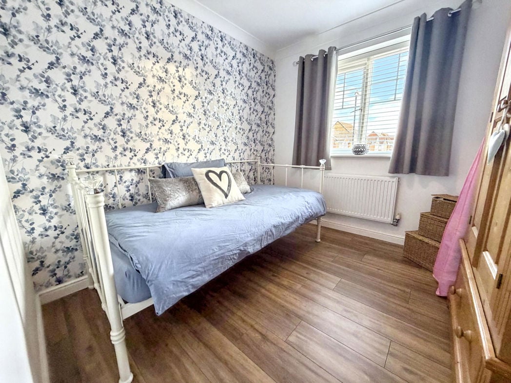 Property image 23 of 38
