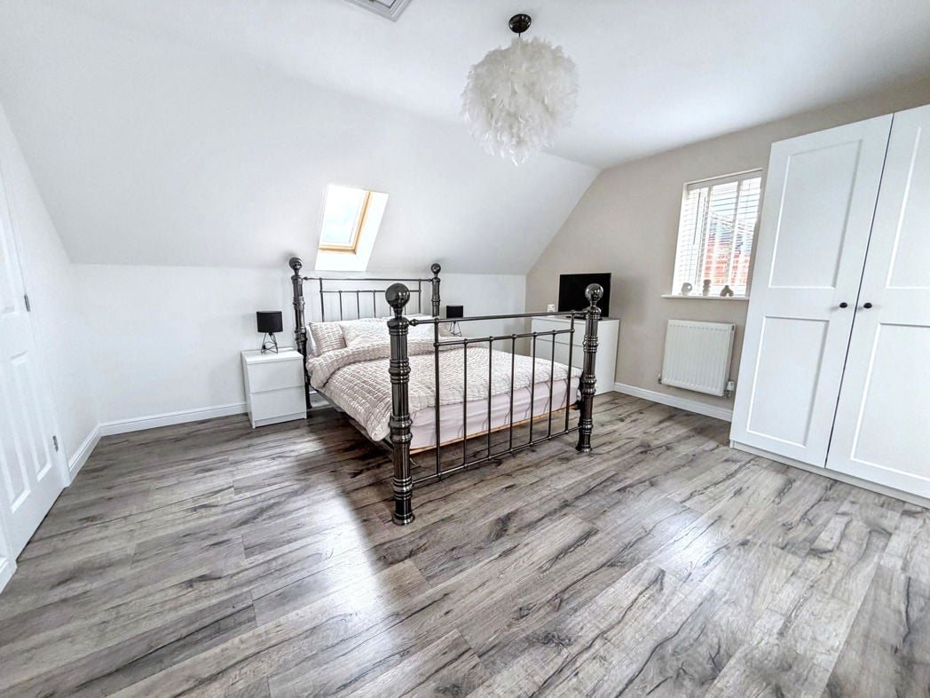Property image 30 of 38