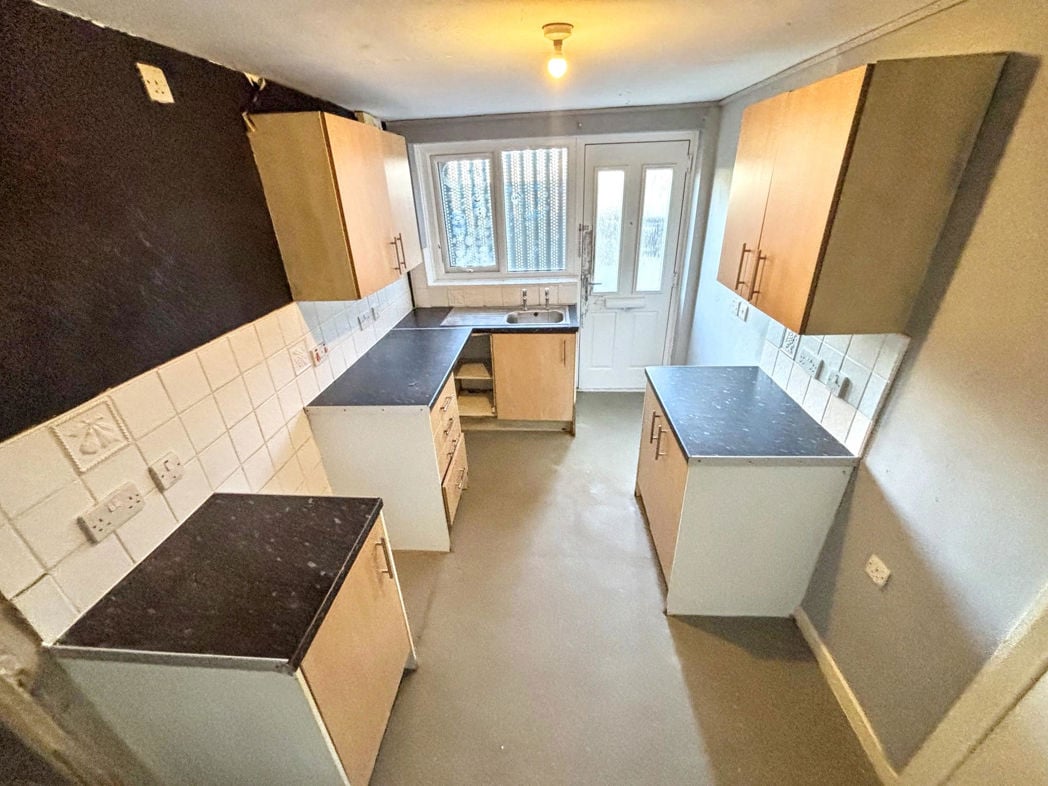Property image 5 of 12