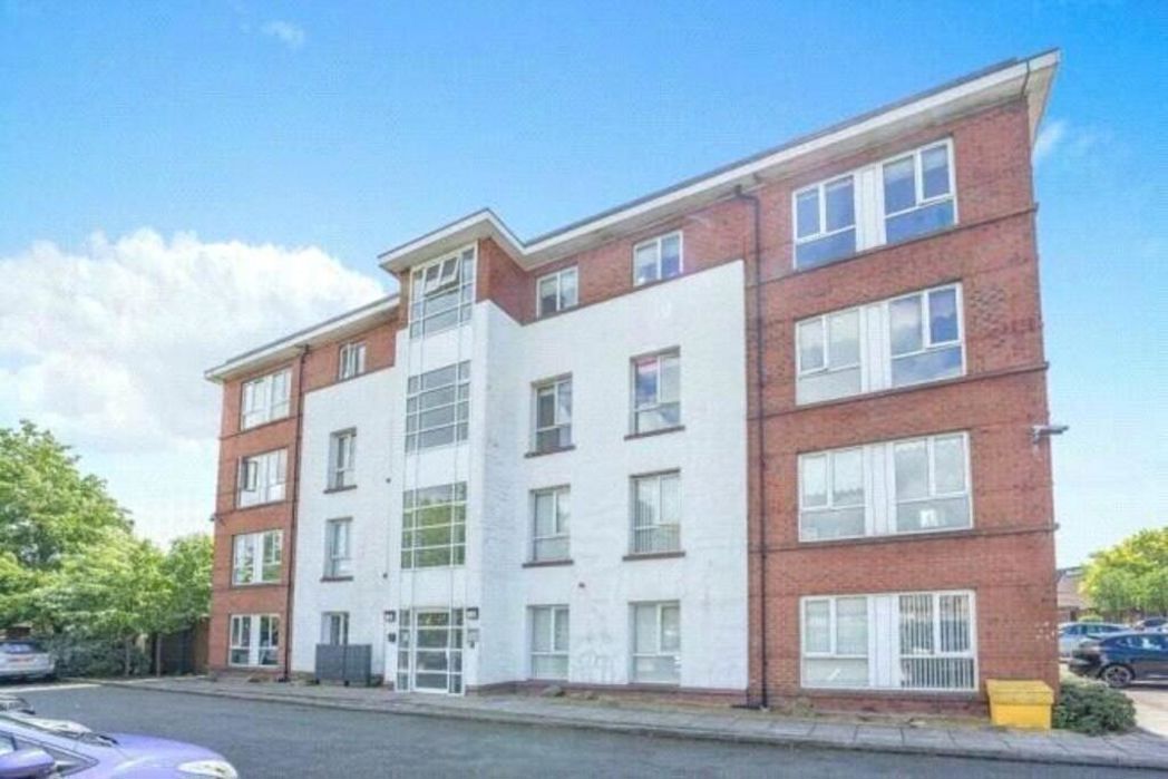 Property image 1 of 13