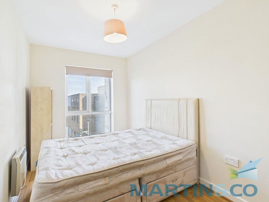 Property image 8 of 13