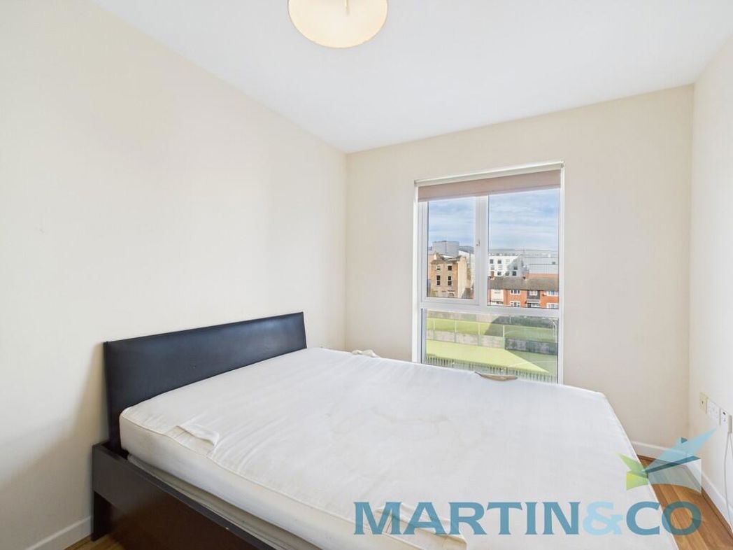 Property image 11 of 13