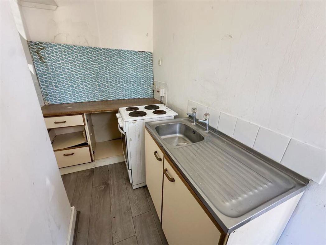 Property image 3 of 7