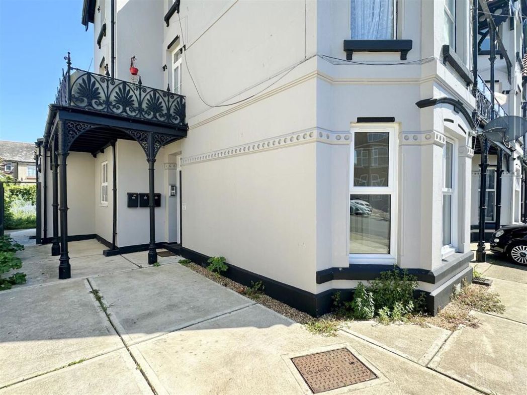 Property image 7 of 7