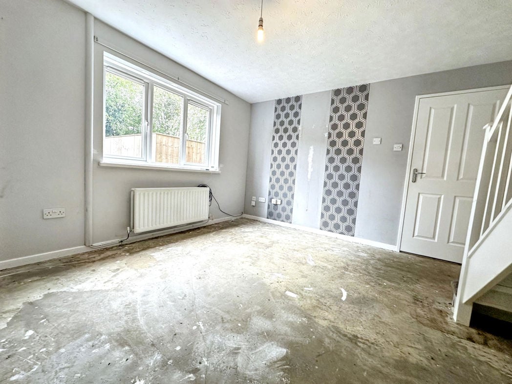 Property image 2 of 8