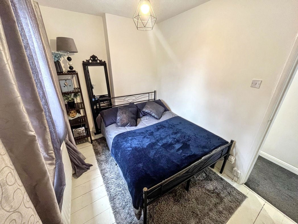 Property image 12 of 14