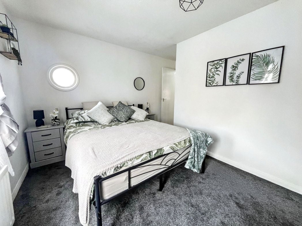 Property image 10 of 14