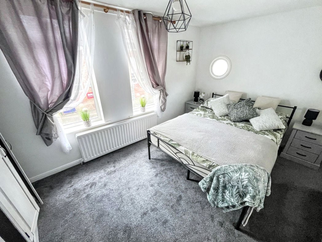 Property image 11 of 14