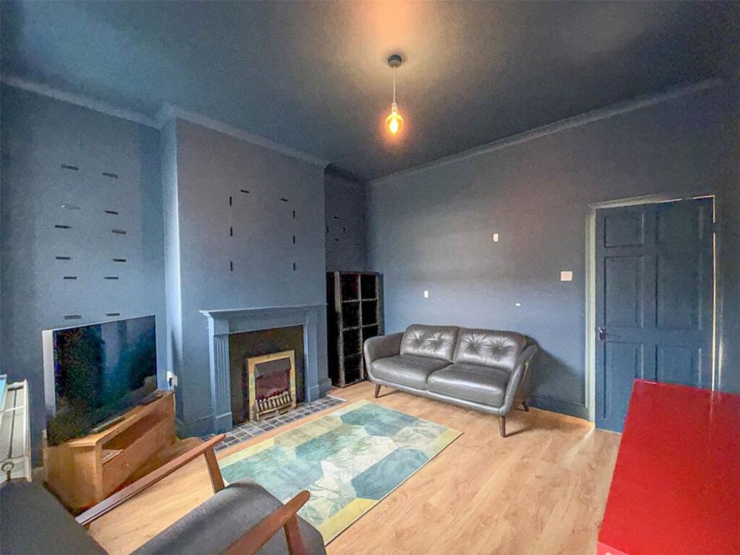 Property image 3 of 9