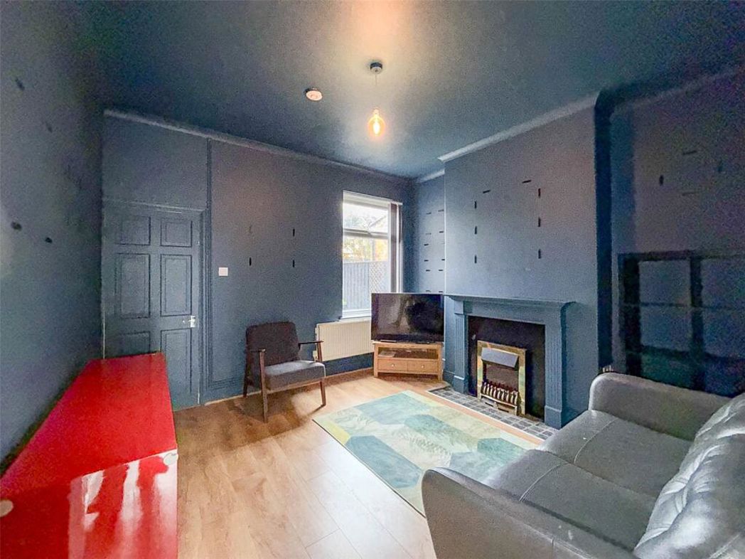 Property image 2 of 9