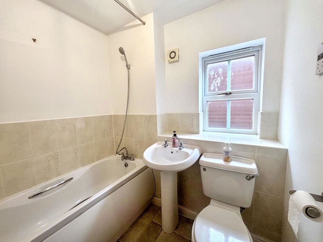Property image 12 of 13
