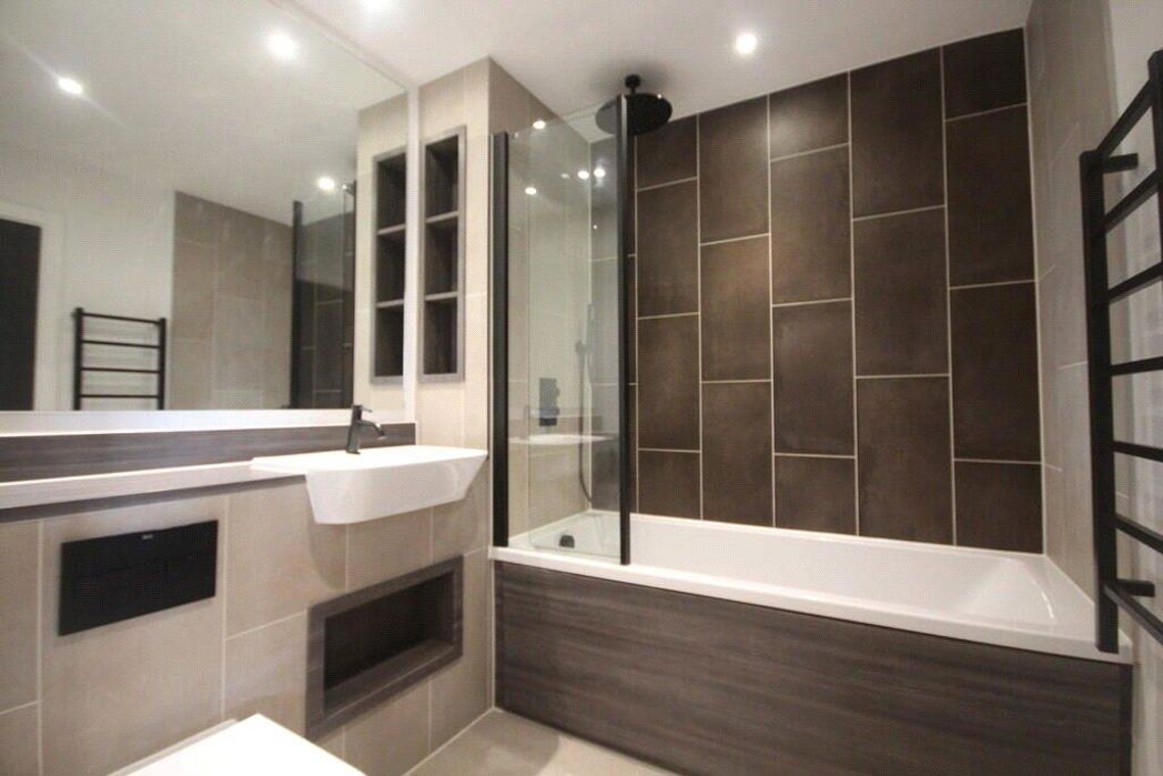 Property image 3 of 12