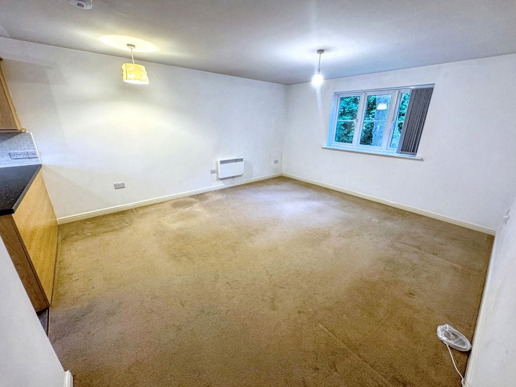 Property image 4 of 6