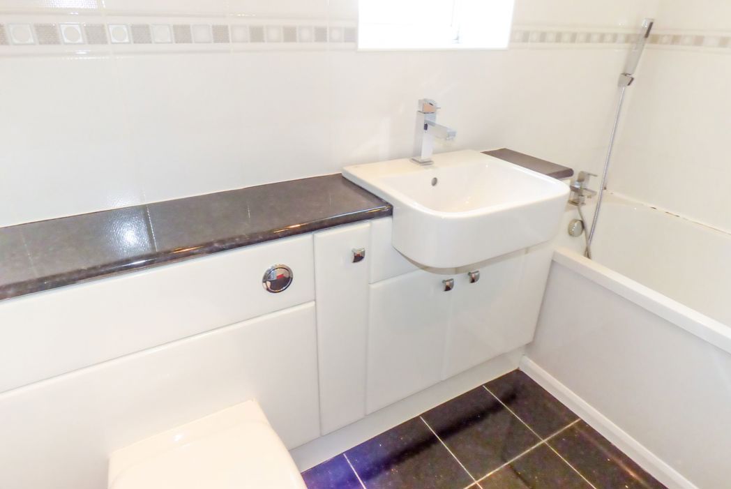 Property image 8 of 10