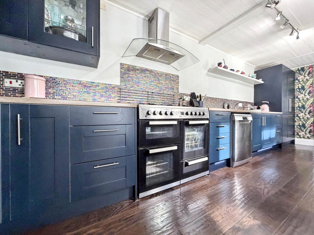 Property image 4 of 20