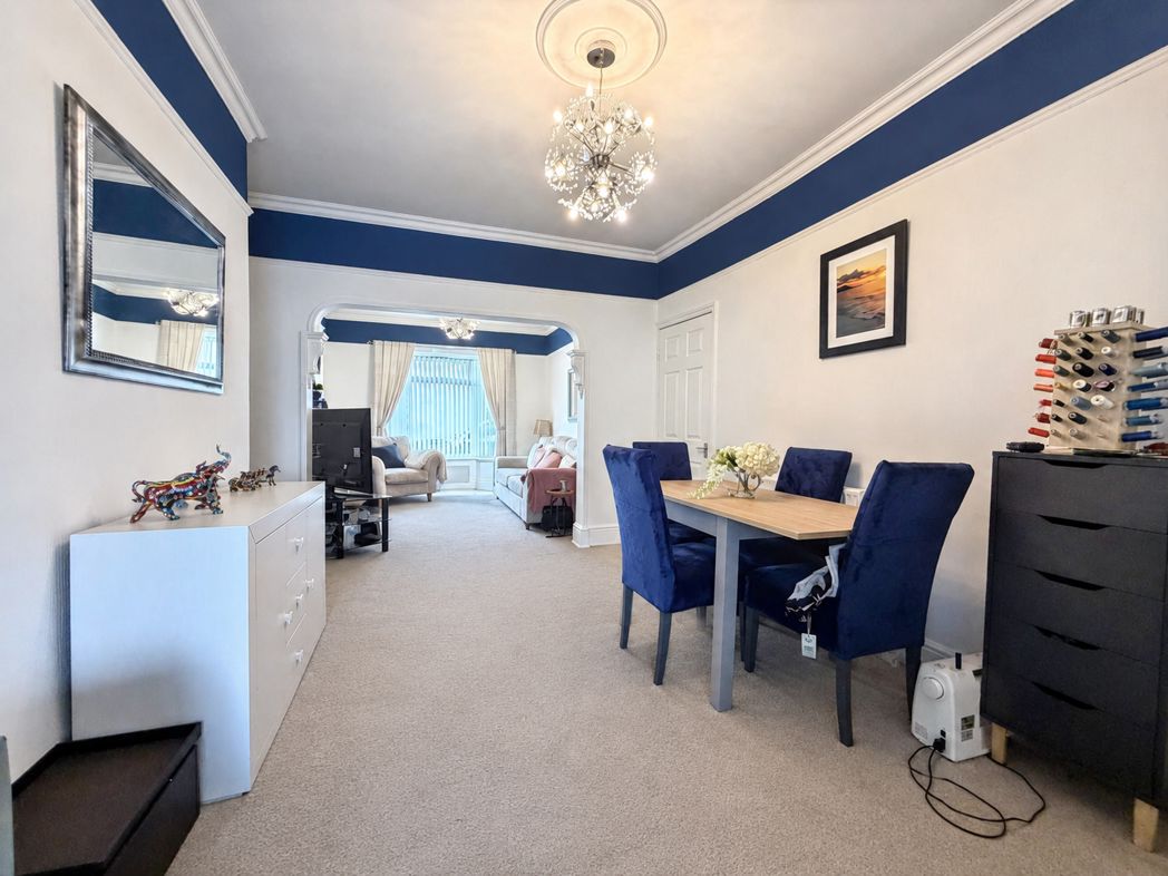 Property image 6 of 18