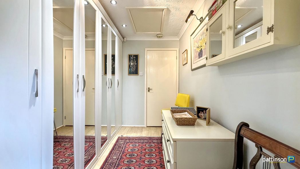Property image 13 of 25