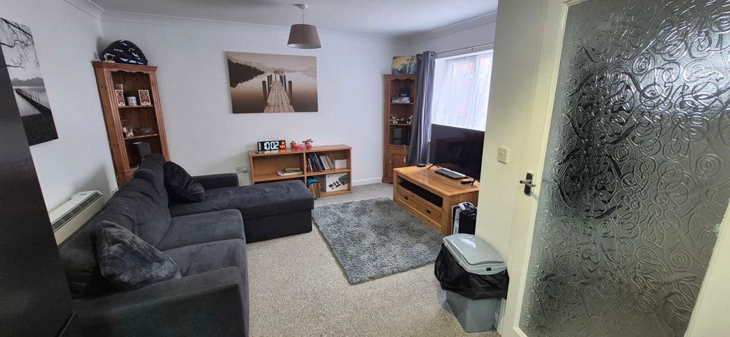 Property image 6 of 44