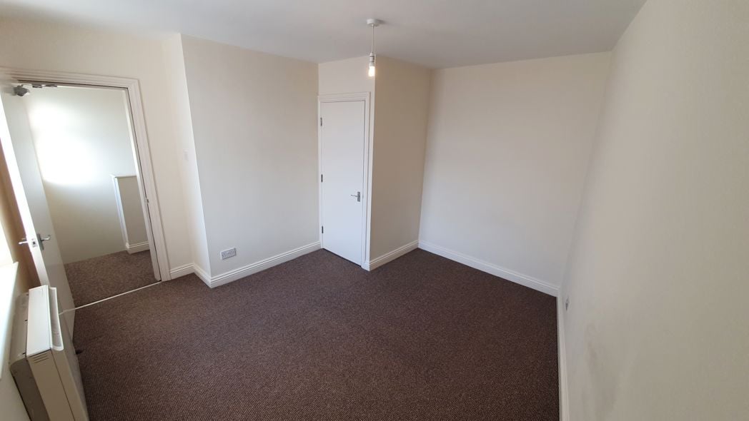 Property image 11 of 44