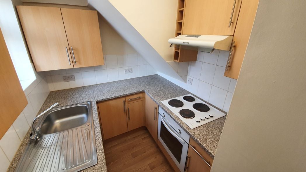 Property image 15 of 44