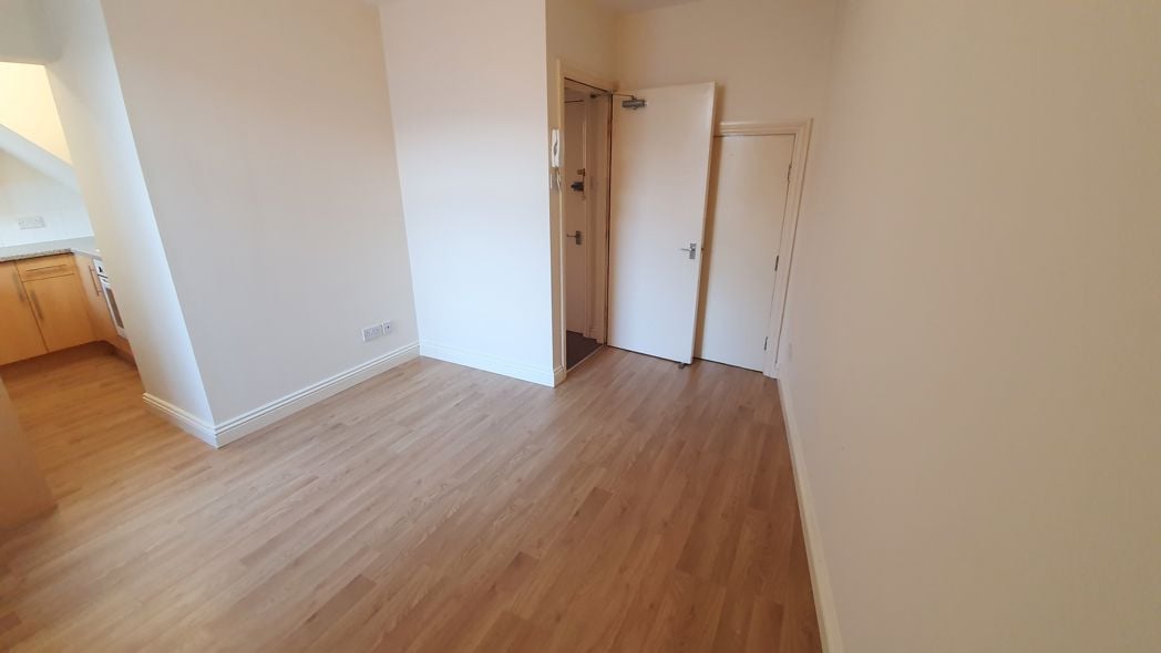 Property image 17 of 44