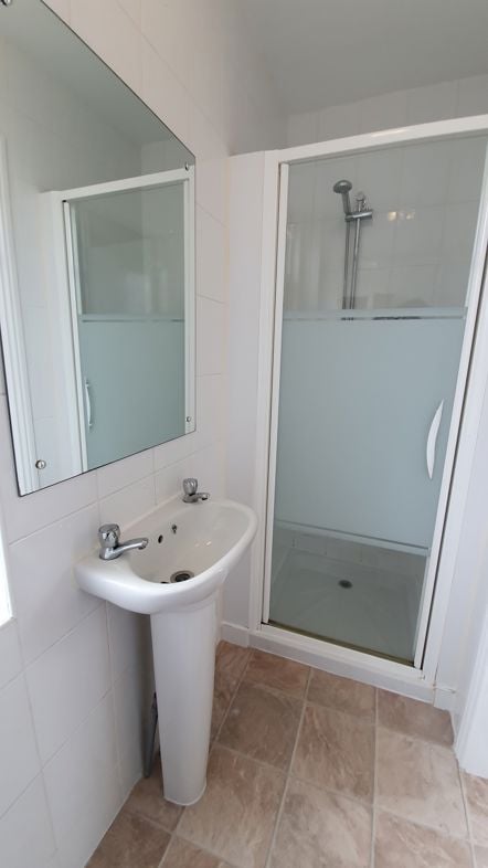 Property image 19 of 44