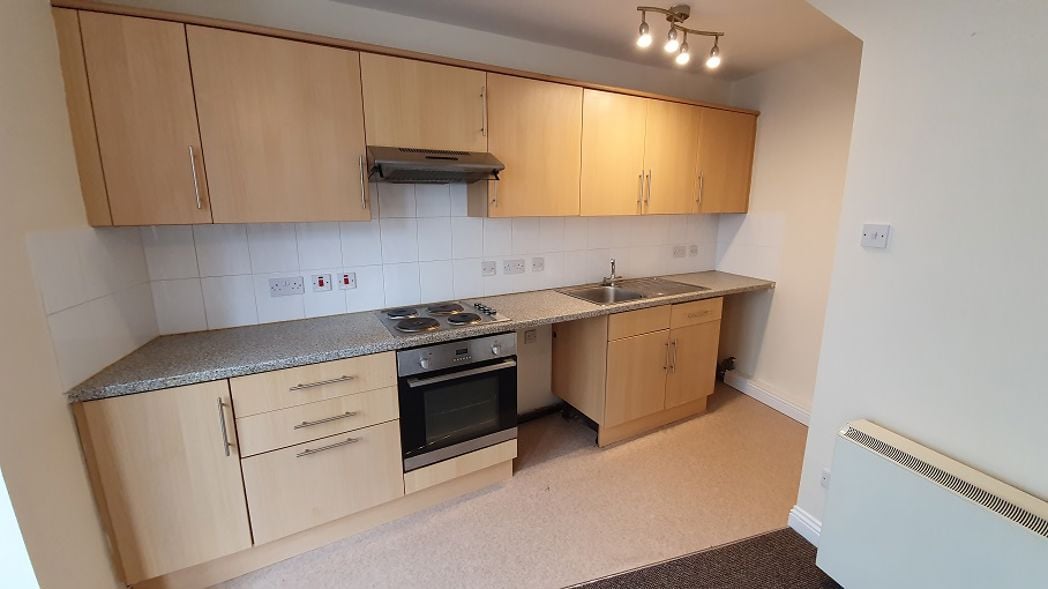 Property image 24 of 44