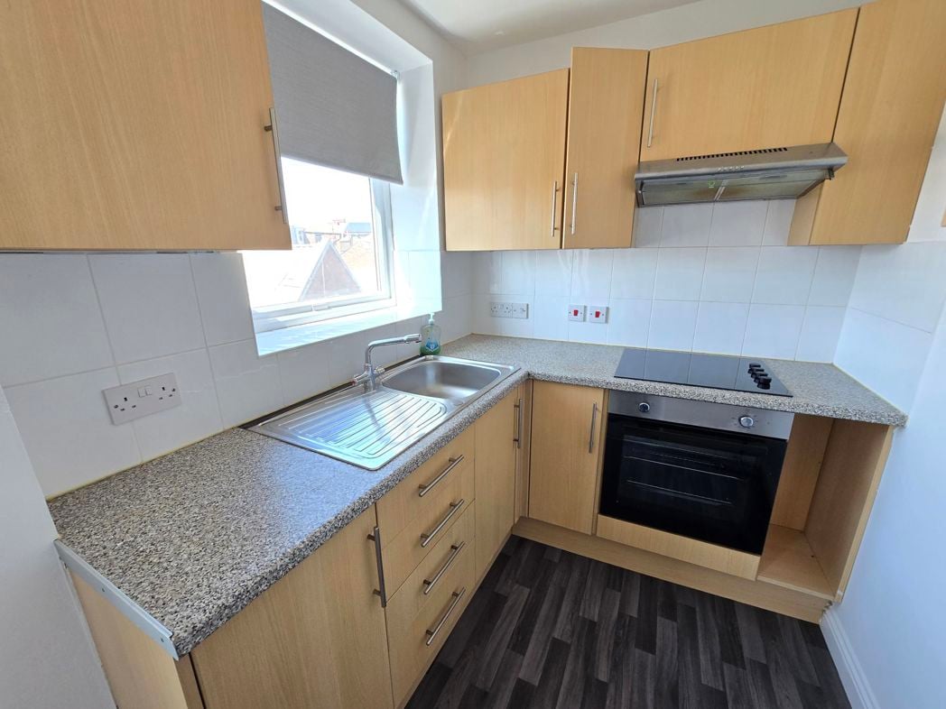 Property image 30 of 44