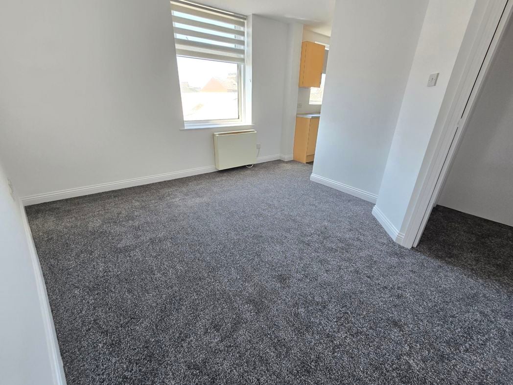 Property image 32 of 44