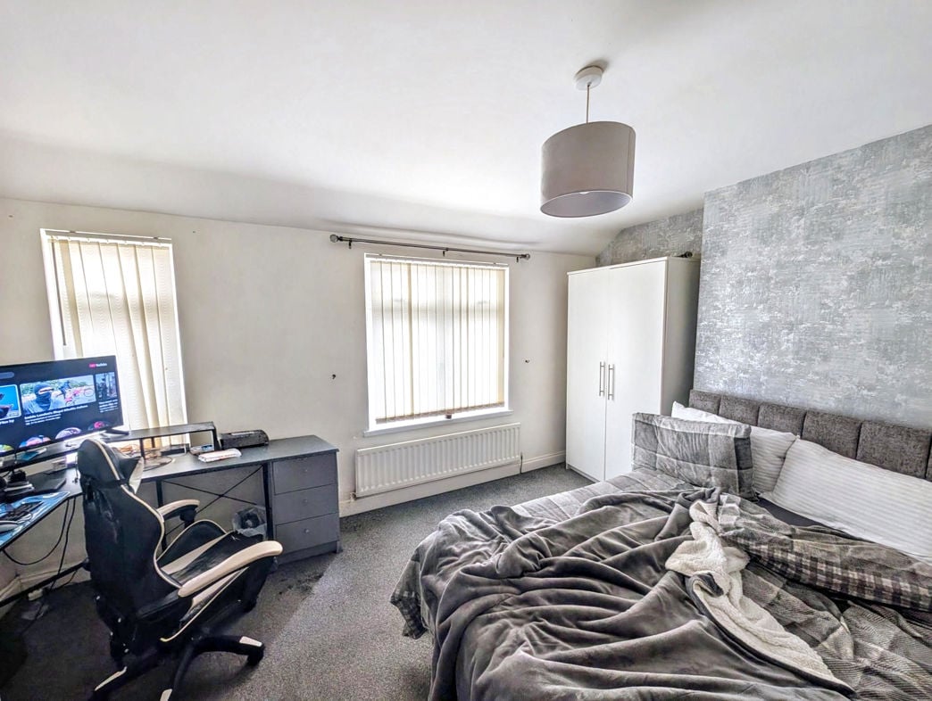 Property image 6 of 11