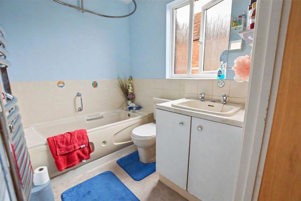 Property image 8 of 10