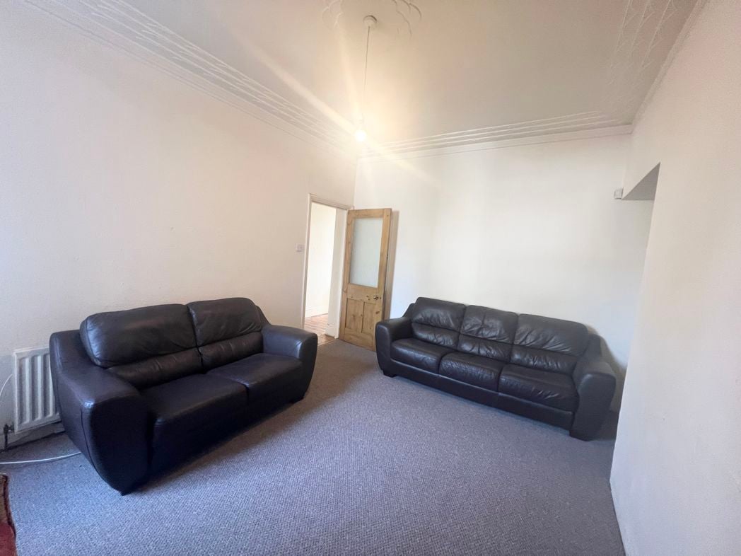 Property image 2 of 5