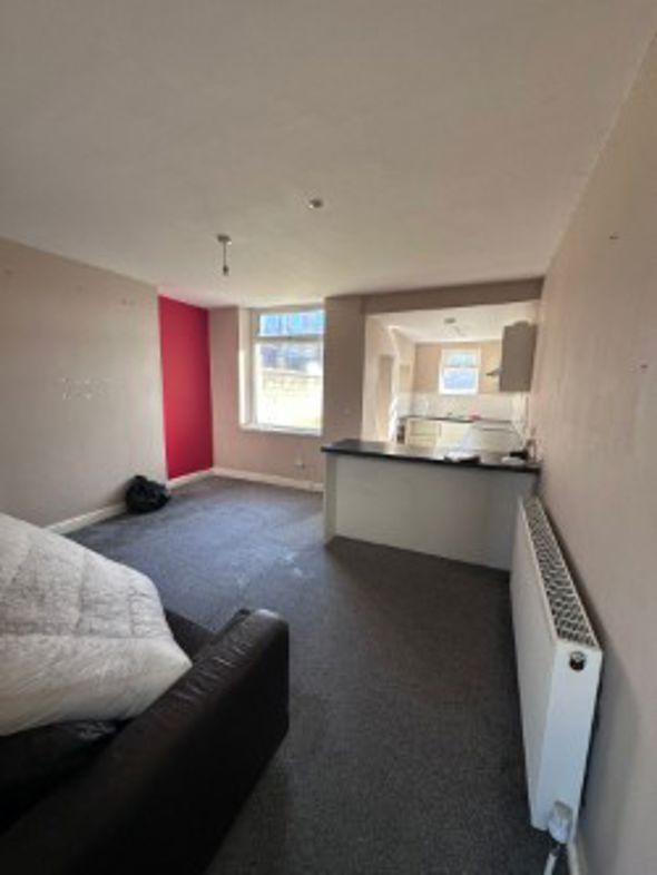 Property image 3 of 23