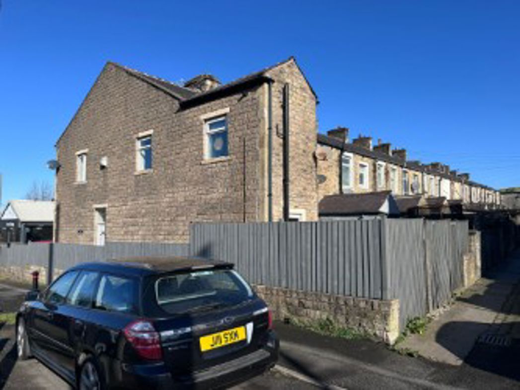 Property image 9 of 23